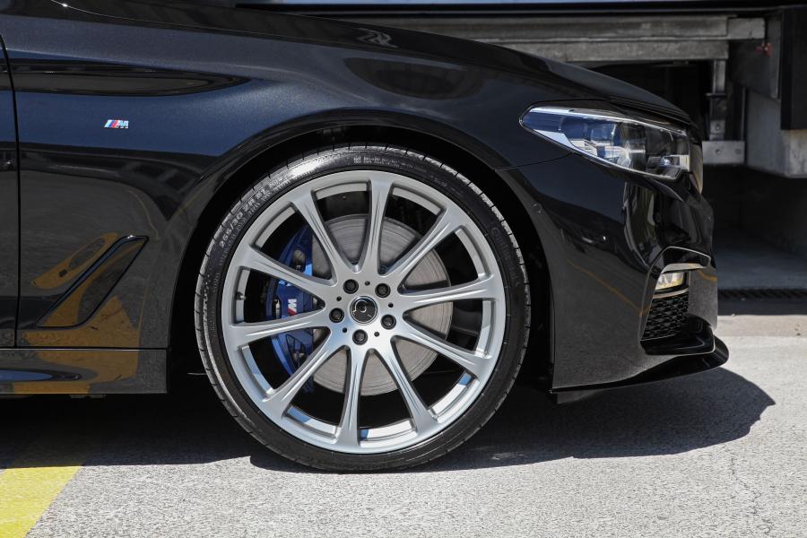 Колеса BMW 540i xDrive Touring by dAHLer 2017 года  (фото 10 из 19)